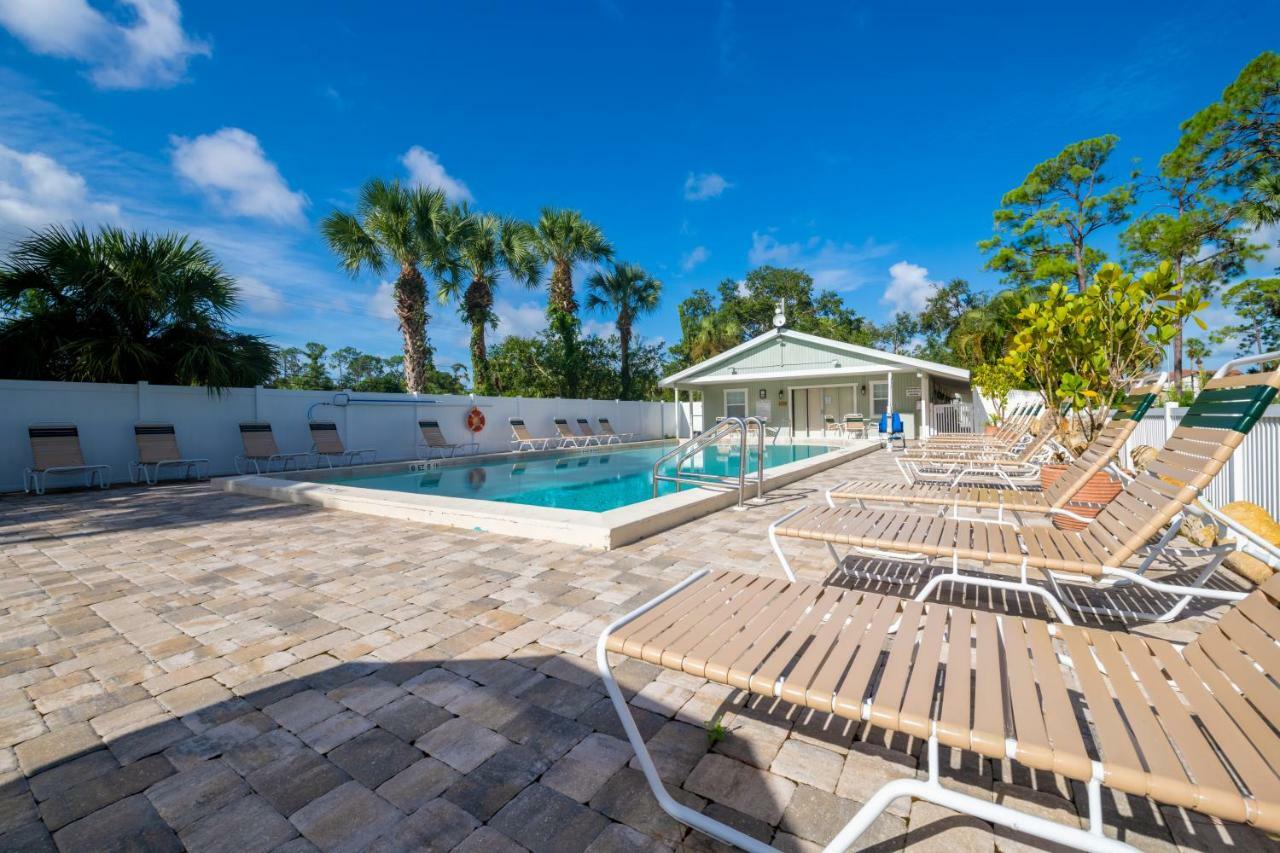 Naples Rv Resort Naples Manor Eksteriør billede